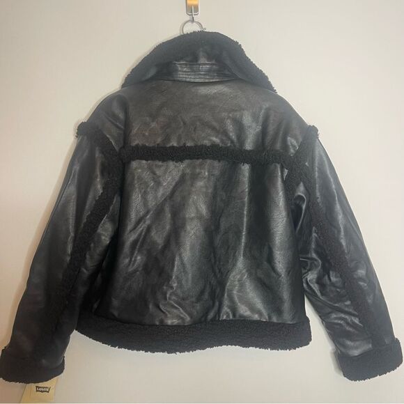 NWT $200 original. Levi's Black Faux Leather Jacket with Shearling Trim - Picture 13 of 13